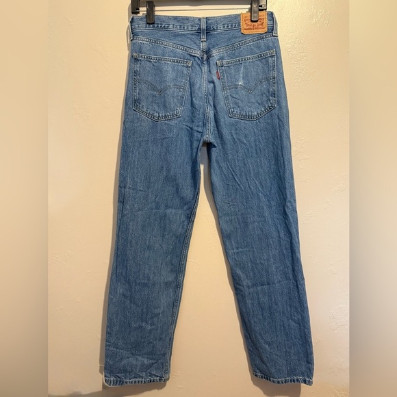 Levi's Women's Low Pro Relaxed Fit Straight Leg Jeans Denim Classic Size 28 - Picture 10 of 16